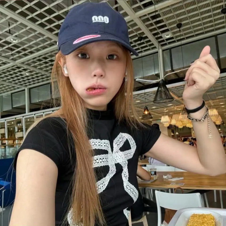 同龄人